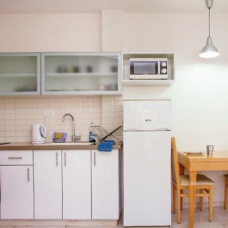Apartment Dinara Bat Yam Exterior foto