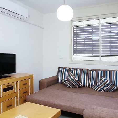 Apartment Dinara Bat Yam Exterior foto