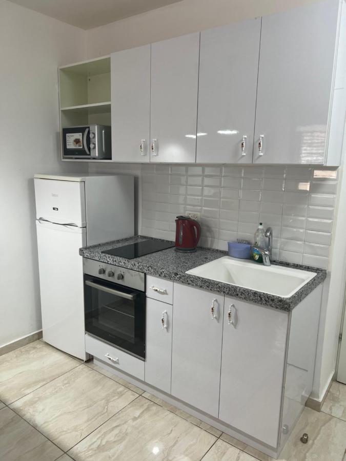 Apartment Dinara Bat Yam Exterior foto