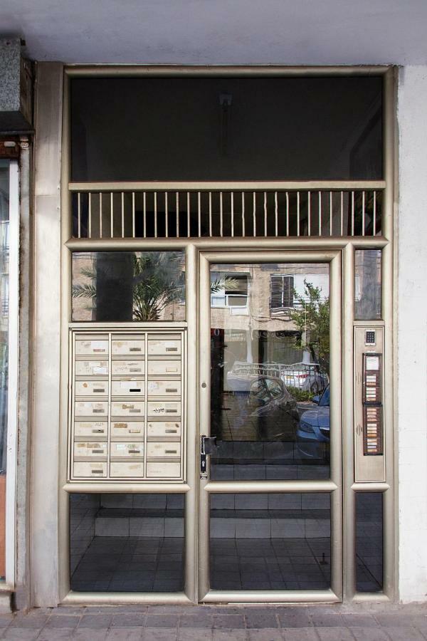 Apartment Dinara Bat Yam Exterior foto